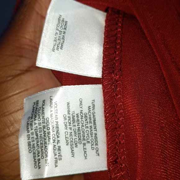 Nine West burgundy sleeveles top - Picture 5 of 5